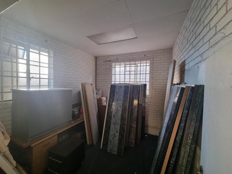 To Let commercial Property for Rent in Korsten Eastern Cape